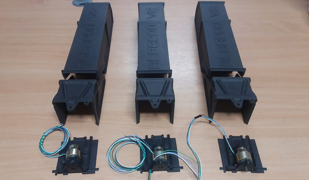 Tre sistemi di rilascio AlbaPod 2.0 realizzati da CRP Technology in stampa 3D e Windform® XT 2.0. Courtesy of Alba Orbital