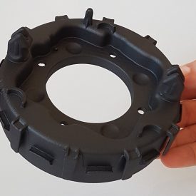 Supporto dell’airbag frontale del conducente realizzato da CRP Technology in stampa 3D e Windform® SP