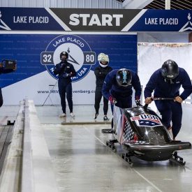 La squadra USABS alla IBSF North American Cup (NAC), Monte Van Hoevenberg, per la prima competizione all’aperto della stagione 2023/2024. Fonte: FB USABS