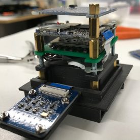 Prova di assemblaggio della scheda elettronica nel Discovery 1a in Windform® XT 2.0